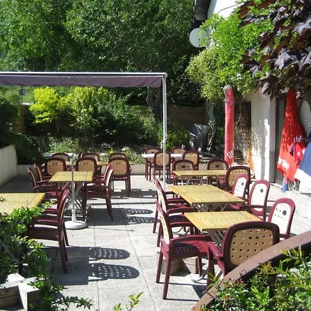 Auberge Camelia Hotell Aviernoz